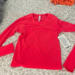 NWT Lululemon swiftly tech LS 2.0 race size 6 color flair